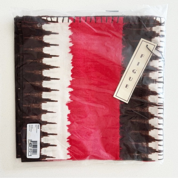 NWT Figue Red, Brown, and White Ikat Napkins - Picture 1 of 9
